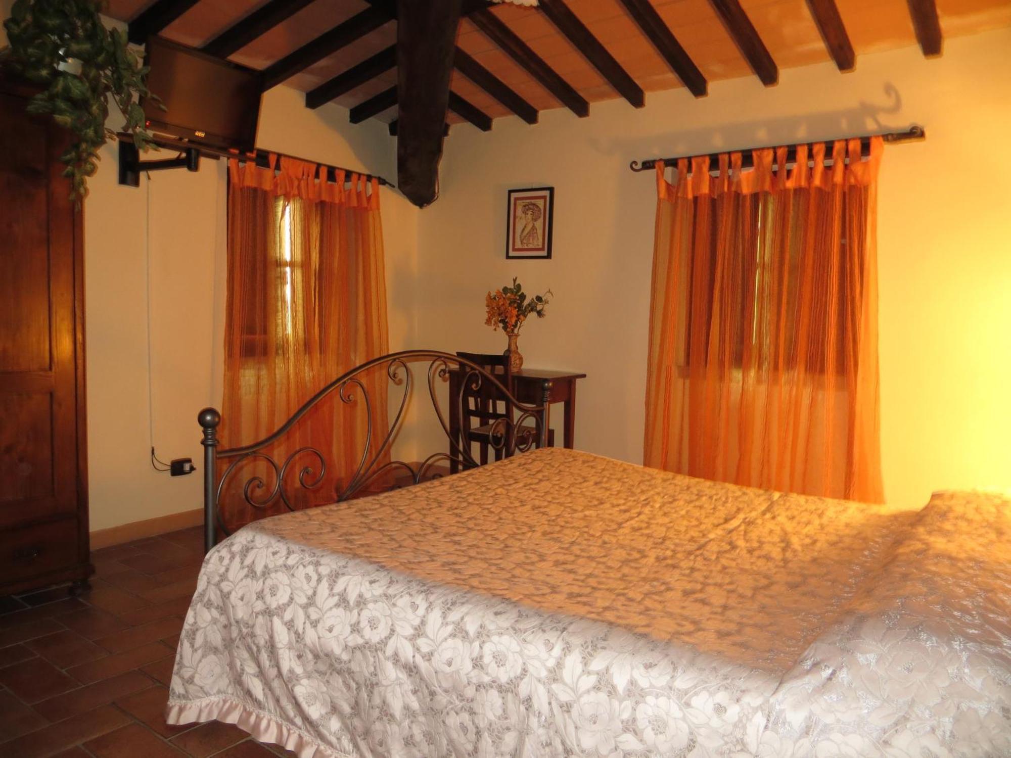 Agriturismo Casale Delle Lucrezie Todi Exterior photo