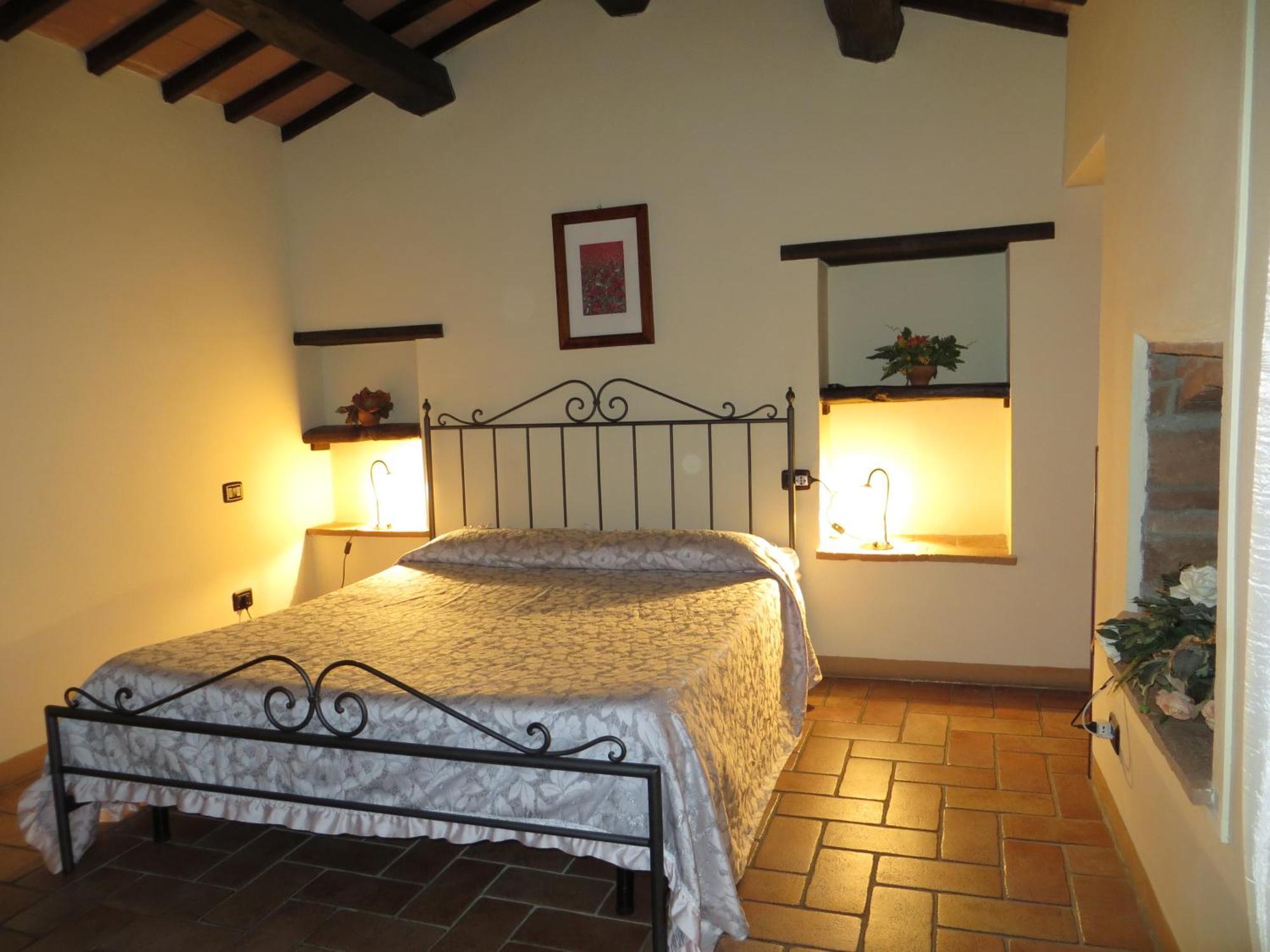 Agriturismo Casale Delle Lucrezie Todi Exterior photo