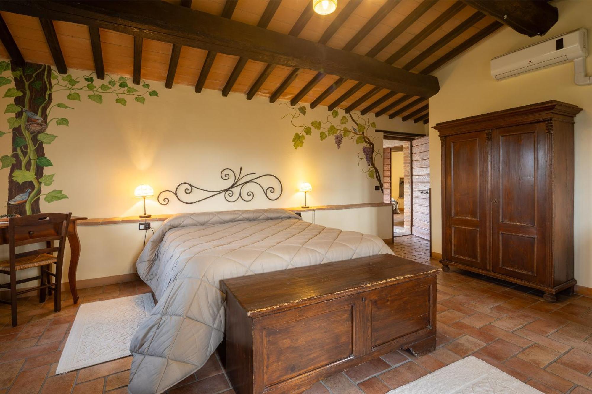 Agriturismo Casale Delle Lucrezie Todi Exterior photo